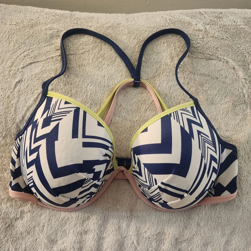 VS Bikini Top- 36DD - Picture 3 of 11